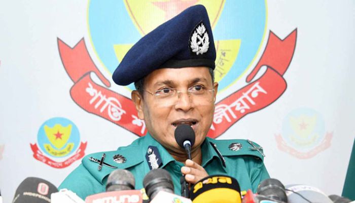 নাশকতাকারীদের বিরুদ্ধে কঠোর ব্যবস্থা নেওয়া হবে: ডিএমপি কমিশনার